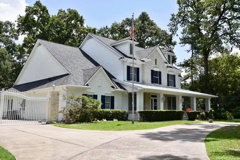 How to Choose the Perfect Color Palette for Your Home's Exterior and Achieve Stunning Results!